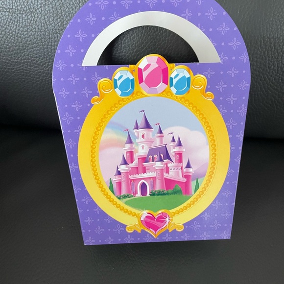 Princess and Castle Treat Boxes Brand New - Picture 9 of 10